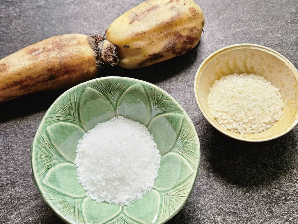 糖藕粥食材
蓮藕1根 約500g /60元
糯米或蓬萊米 約180g / 10元
冰糖或貳砂 400g /20元
