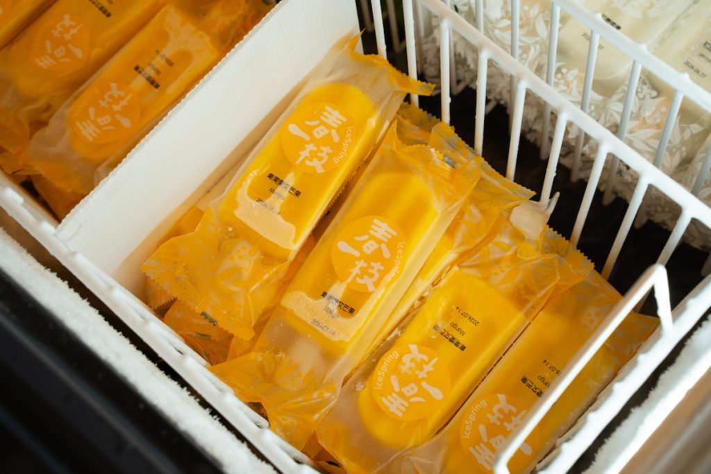春一枝長銷的「卑南愛文芒果」。