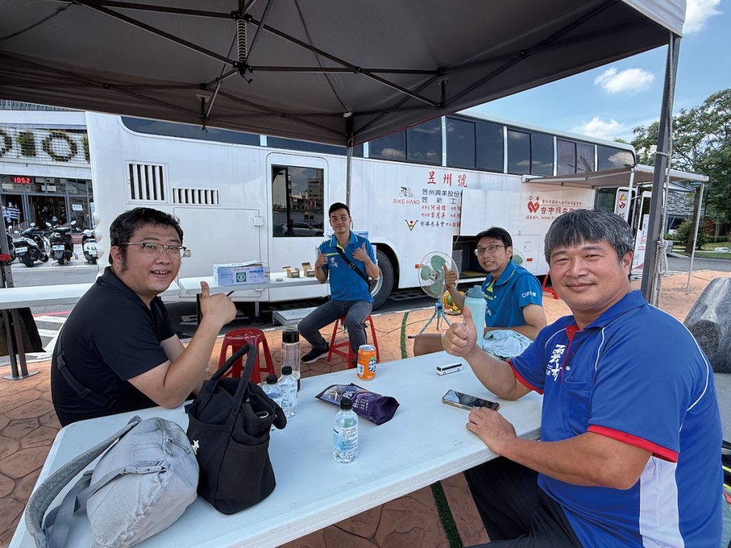 雲林青農聯誼會不定期都會舉辦公益活動，圖為8月17日的捐血活動。（圖片提供╱雲林青農聯誼會）