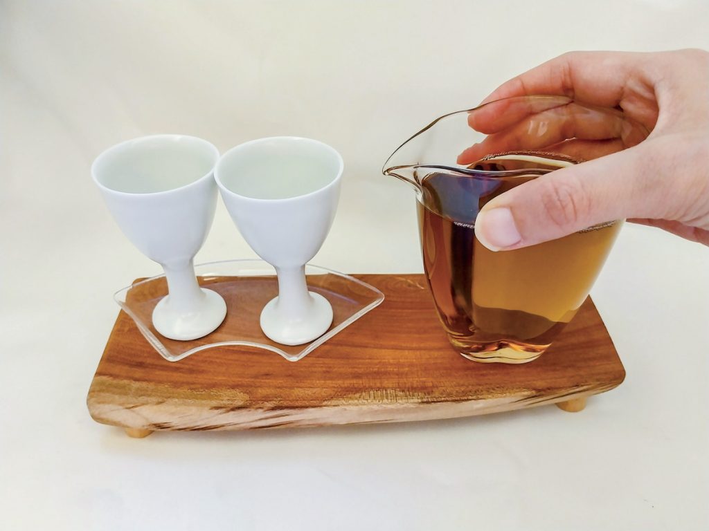 茶海搭配杯子造型，是日常的美學訓練。