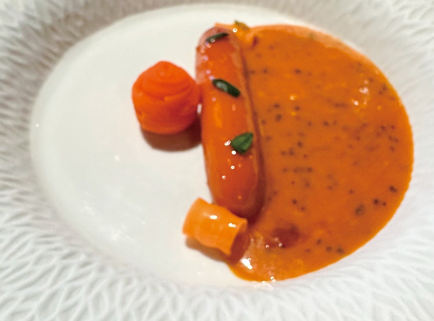 Le Gabriel的布列塔尼套餐中的紅蘿蔔前菜令人非常驚艷!