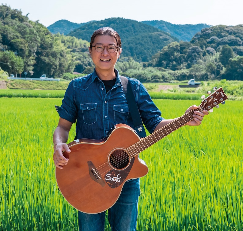 音樂與農業對中村拓真來說，都是生活中不可或缺的重要元素。