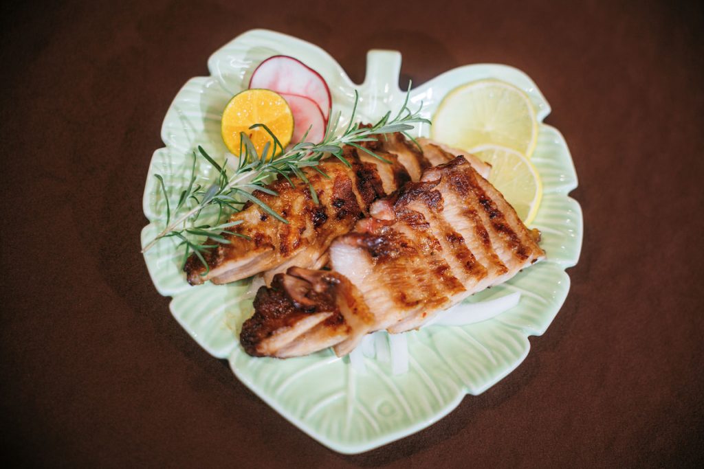 松阪豬炙烤得恰到好處。