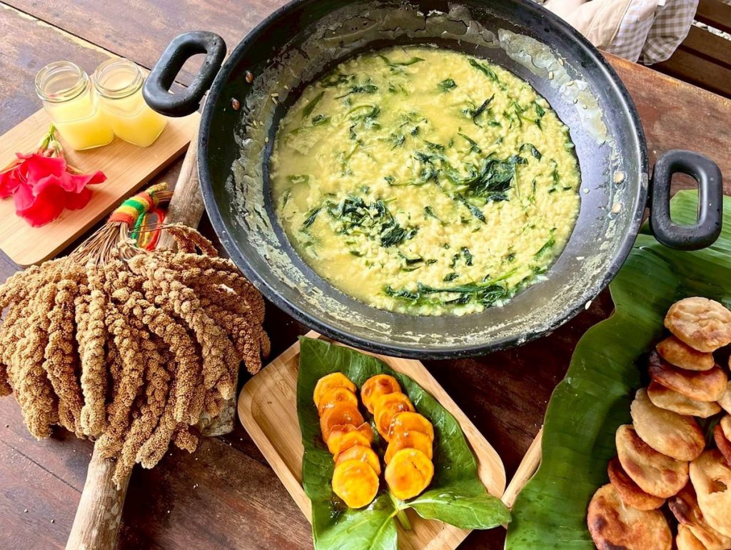 排灣族部落搖搖飯(小米飯)。