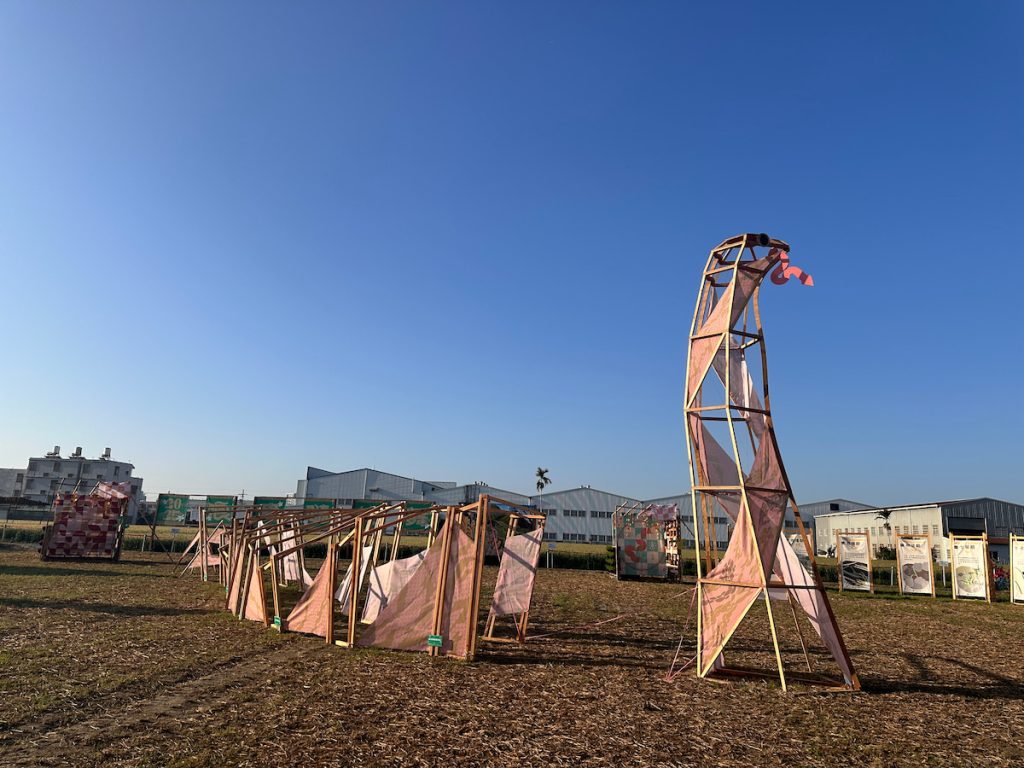 2025年大雅小麥節蛇年主題裝置藝術。