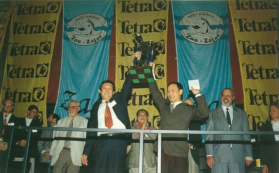 一九九六年在德國獲得七彩神仙魚世界冠軍。