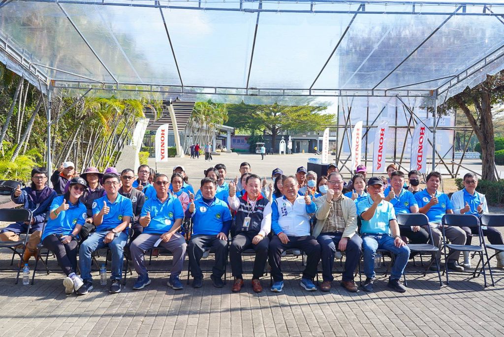 臺灣本田農機首次下鄉「彰化溪洲」農友實地體驗小型農機具魅力。(吳尚鴻攝)