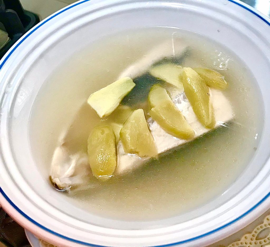 虱目魚酸湯。