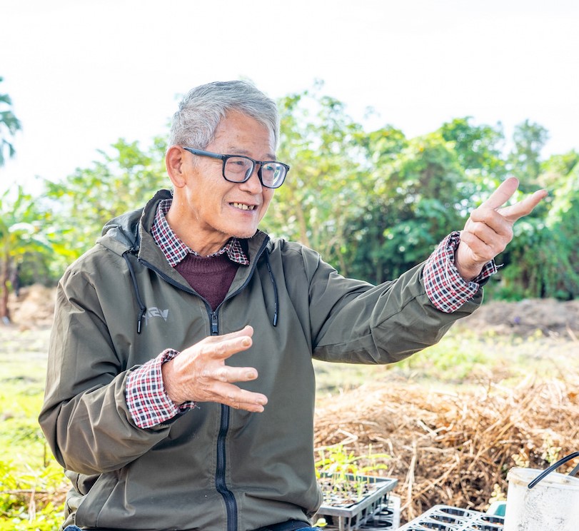 趙子崙先生是花媽合作十多年的夥伴,兩人曾是五星級飯店工作的同事,協助處理行政庶務和行銷推廣。