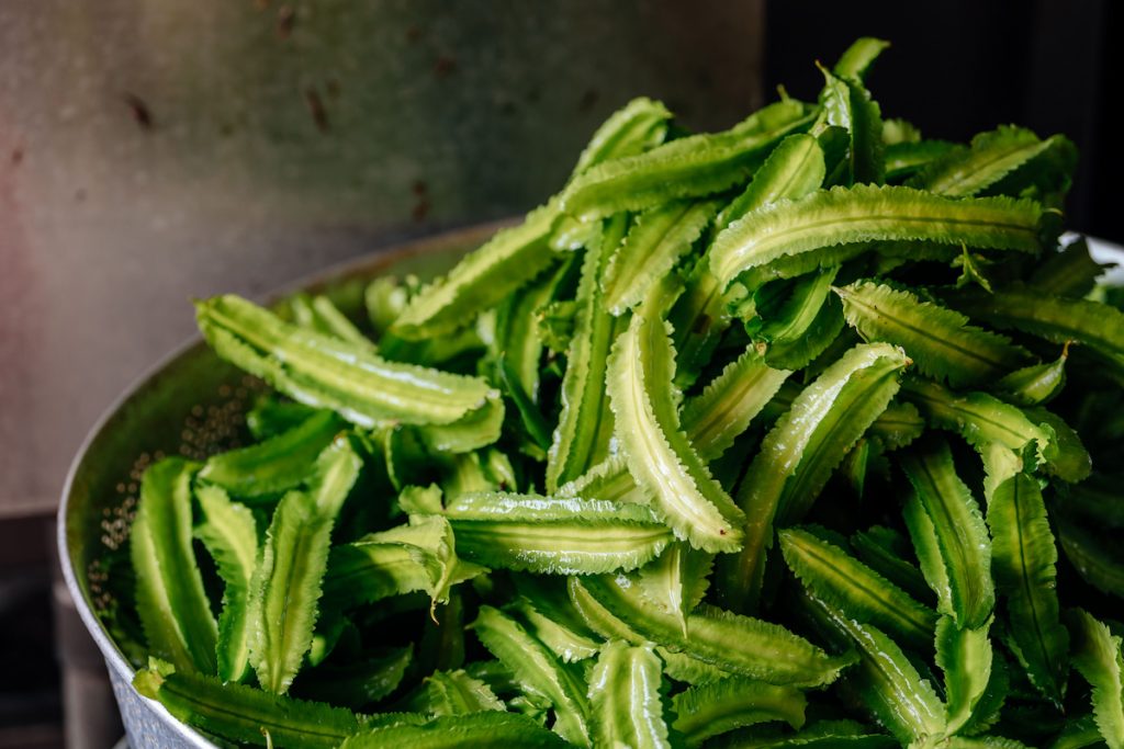 東南亞朋友會生食翼豆，臺灣人則習慣清炒、汆燙。