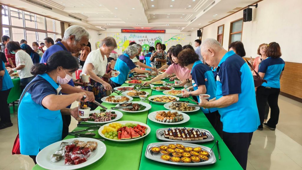 宜蘭市農會從2023年開始就參與綠色照顧計畫，至今每週仍有開設課程，邀請銀髮長者一起運動、共餐。