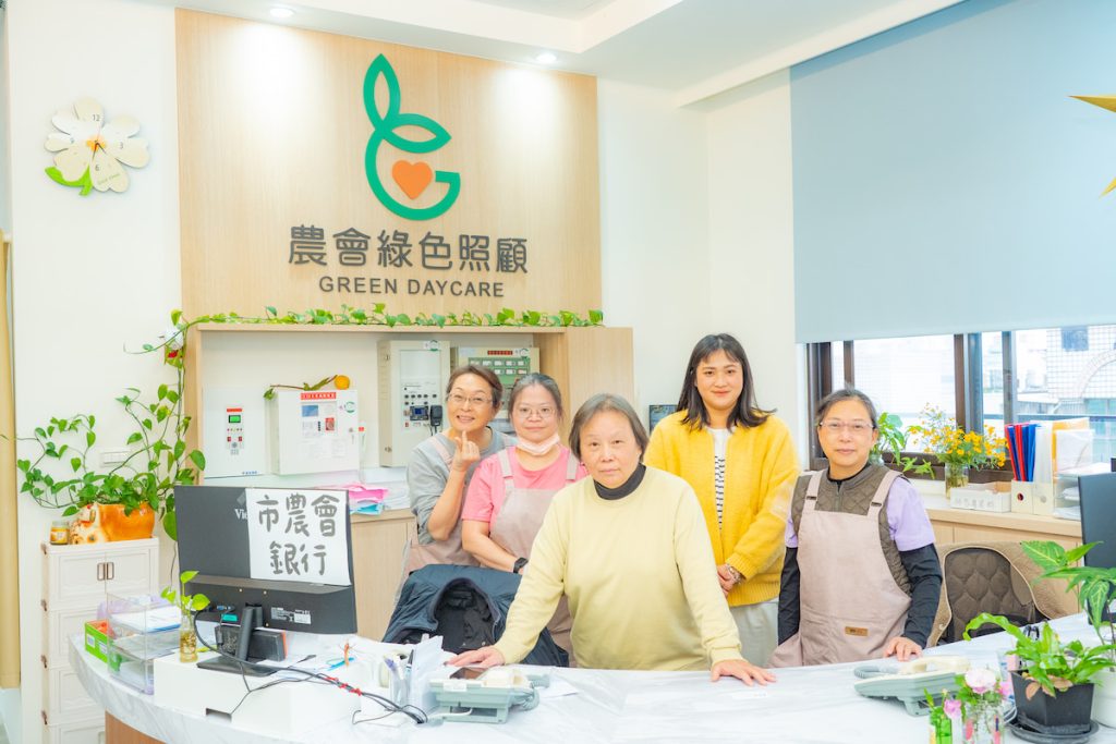 在多位照服員的共同努力下，宜蘭市農會附設日照中心目前已經有40位長者日日來報到。