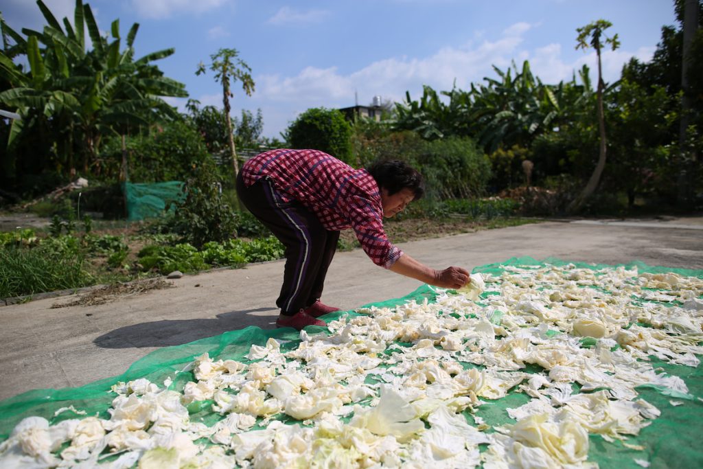 把各種食材風乾、醃漬保存，是客家人傳統智慧。