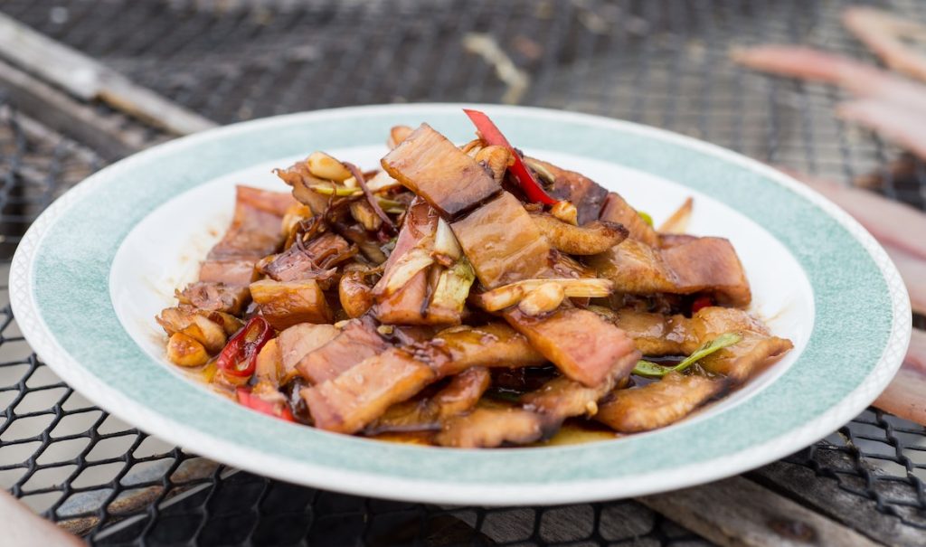 閩南、外省、原住民才會叫我「客家小炒」,客家人更習慣稱我是「炒肉」。