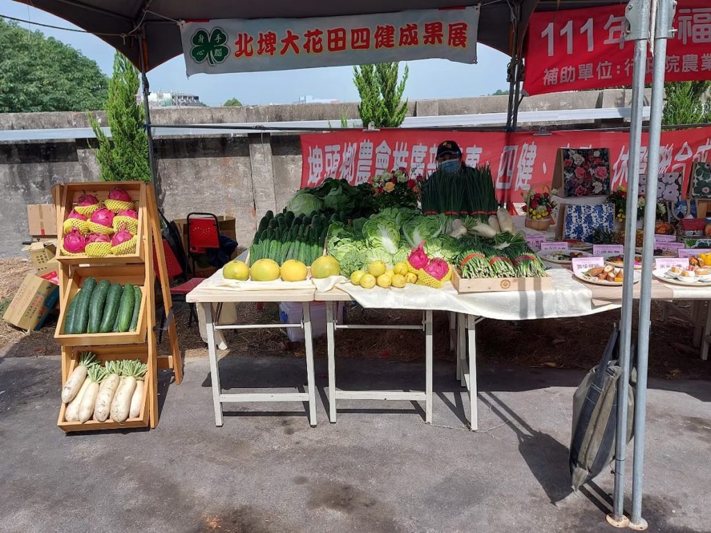 青蔥、包心白菜等是埤頭主力，其實這裡土壤肥沃，種出來的菜都是又甜又好吃。