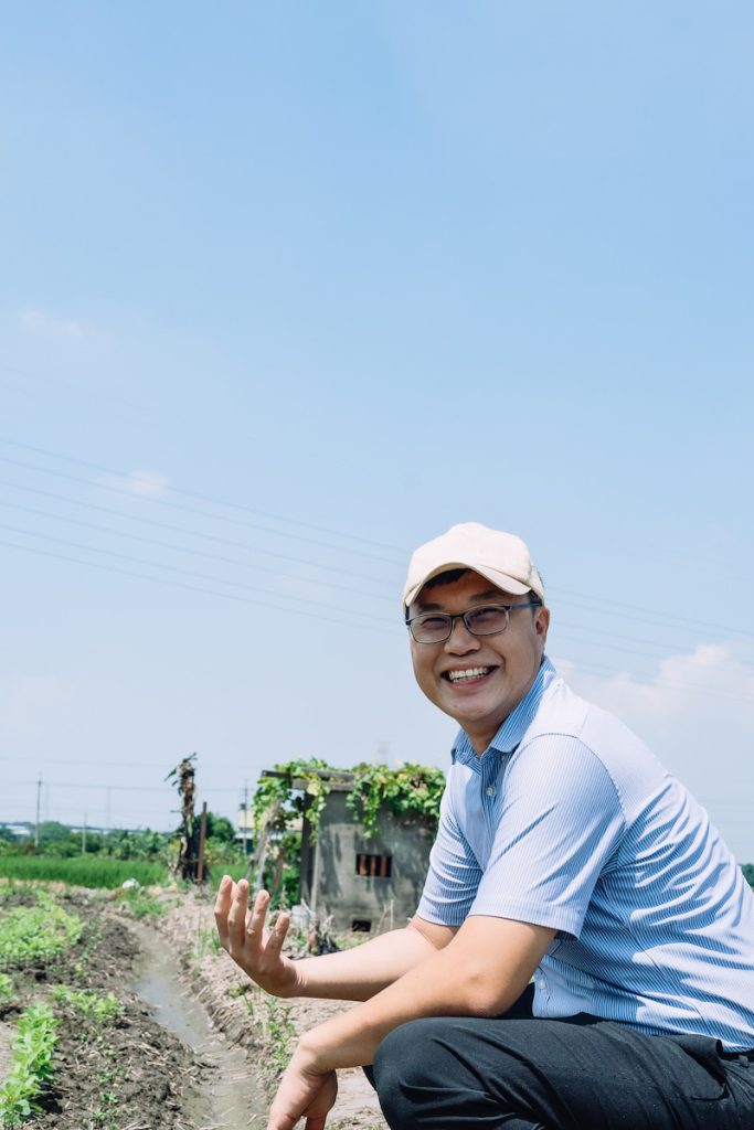 大人物合作總經理陳建瑋說，合作社有8成的大豆都是供應給學校午餐的豆漿，未來還將推廣國產大豆製成的豆腐。