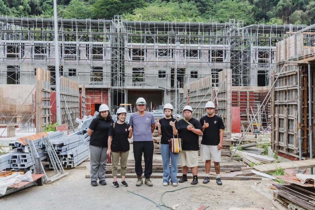 家屋重建,預計2027 年2月完工。