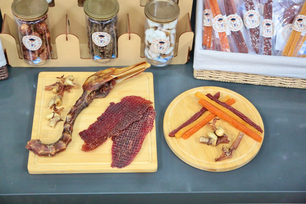 「貝斯寵物食品」已開發出數十種產品。